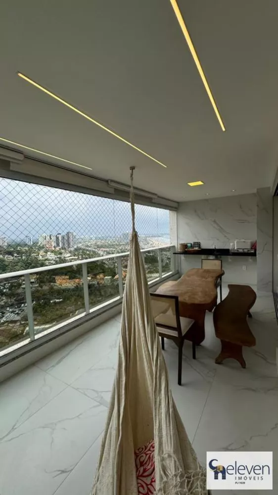 Apartamento à venda com 4 quartos, 140m² - Foto 2