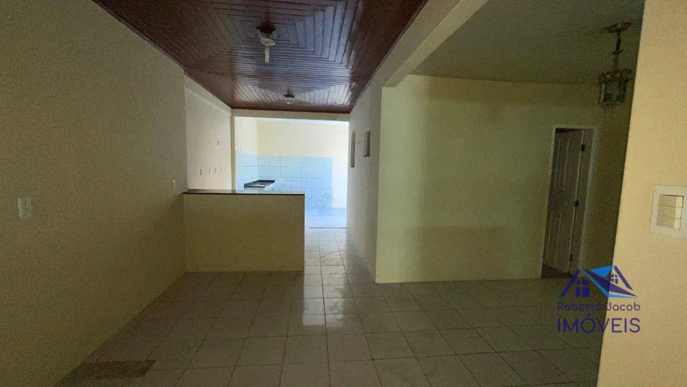 Casa, 3 quartos, 200 m² - Foto 4