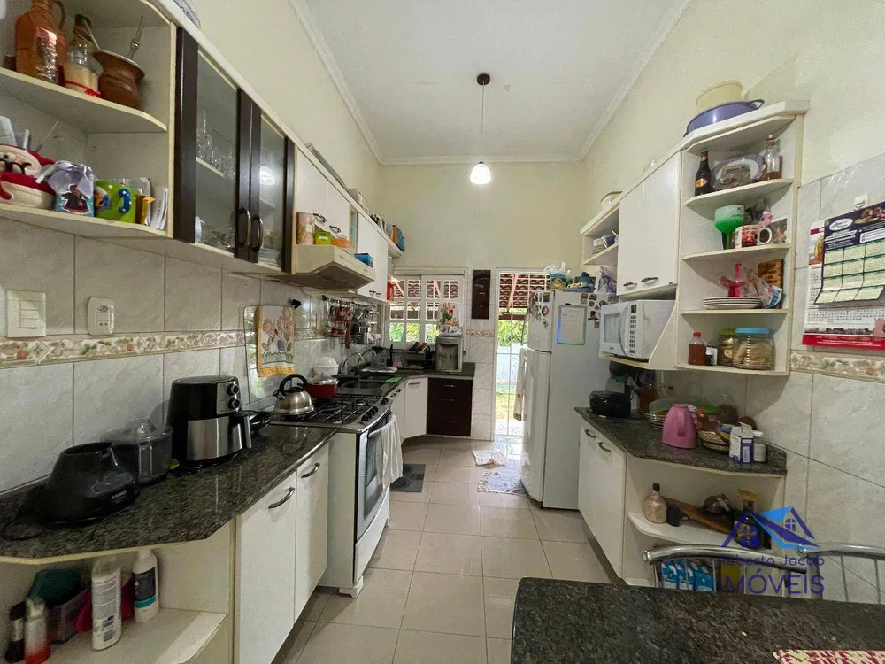 Casa, 3 quartos, 250 m² - Foto 4