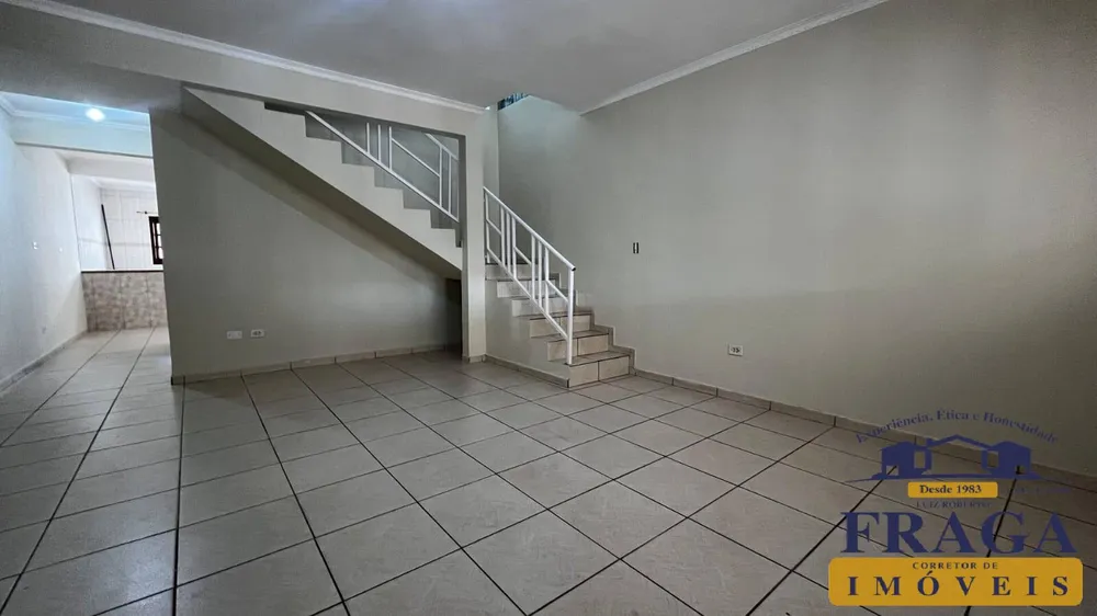 Casa, 4 quartos, 194 m² - Foto 1