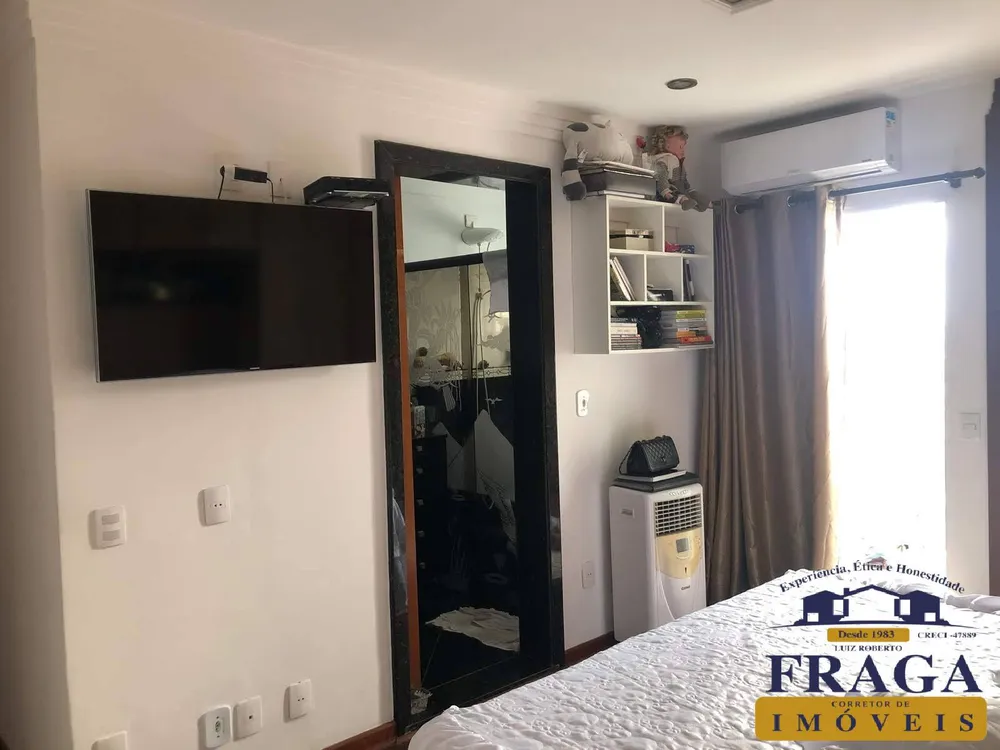Casa, 3 quartos, 240 m² - Foto 4