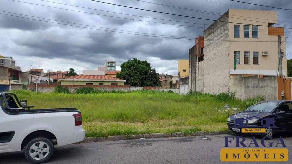 Terreno à venda, 945m² - Foto 1