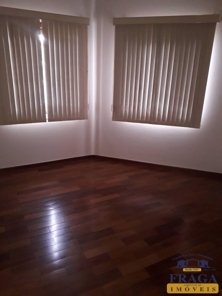 Casa, 3 quartos, 320 m² - Foto 13