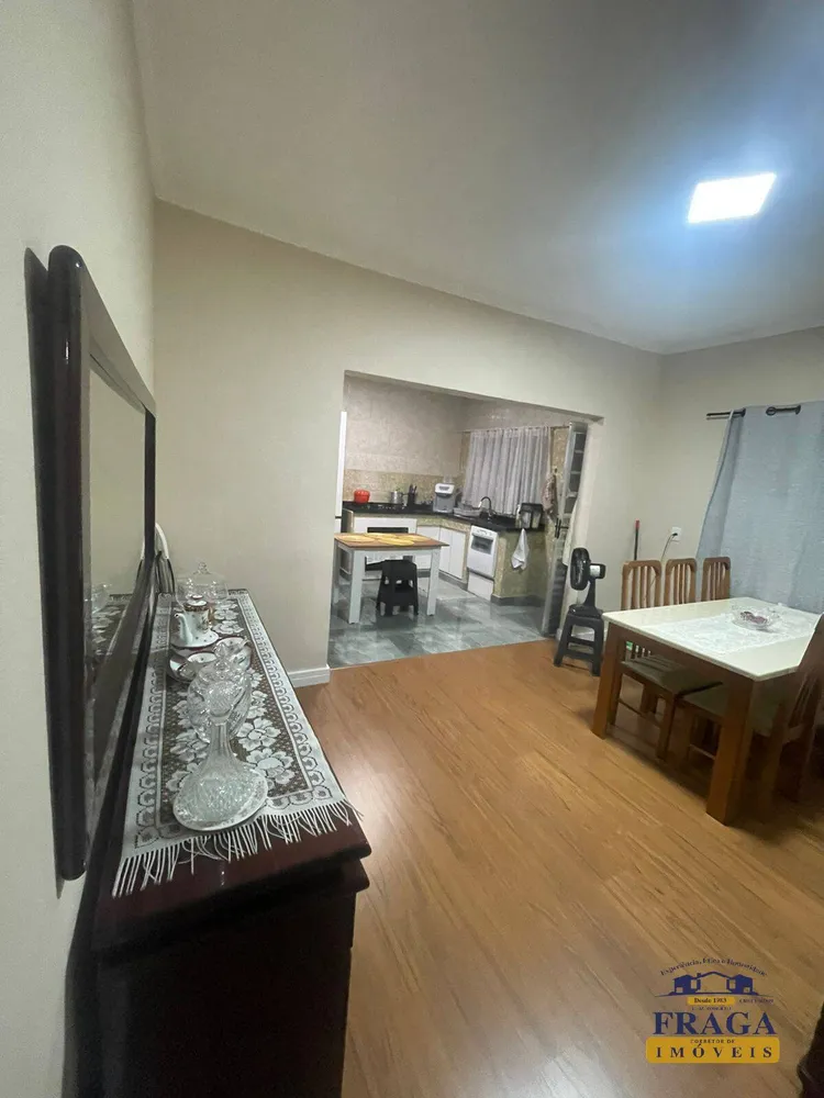 Casa, 3 quartos, 172 m² - Foto 2