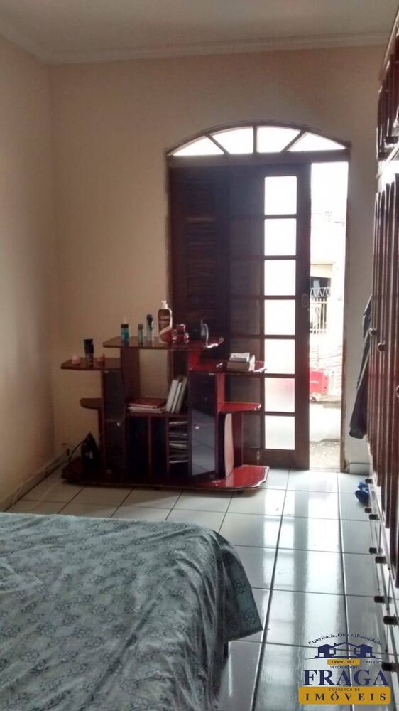 Casa, 3 quartos, 140 m² - Foto 2