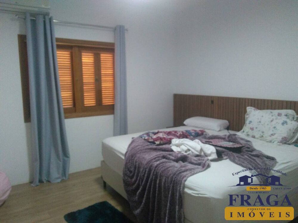 Casa à venda com 2 quartos, 300m² - Foto 7