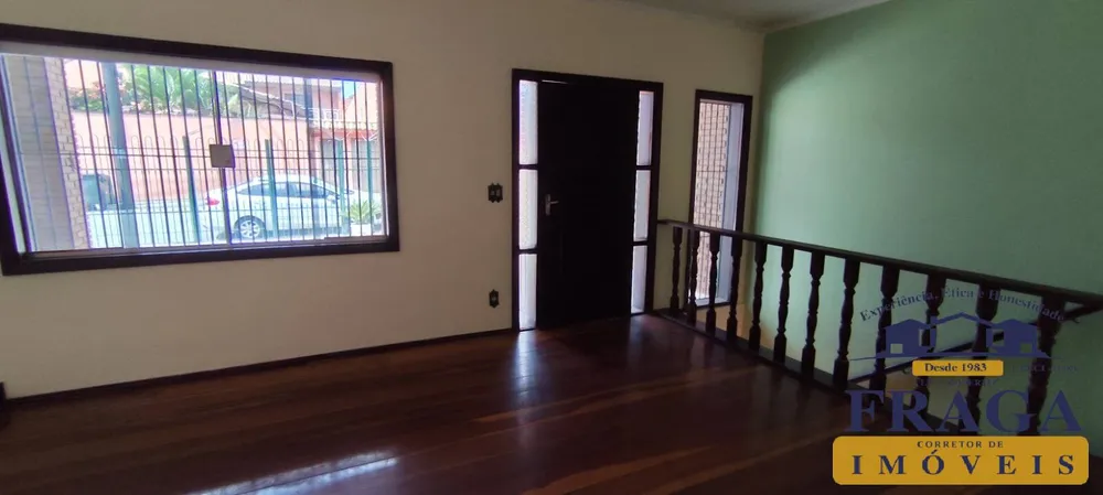 Casa, 3 quartos, 224 m² - Foto 1