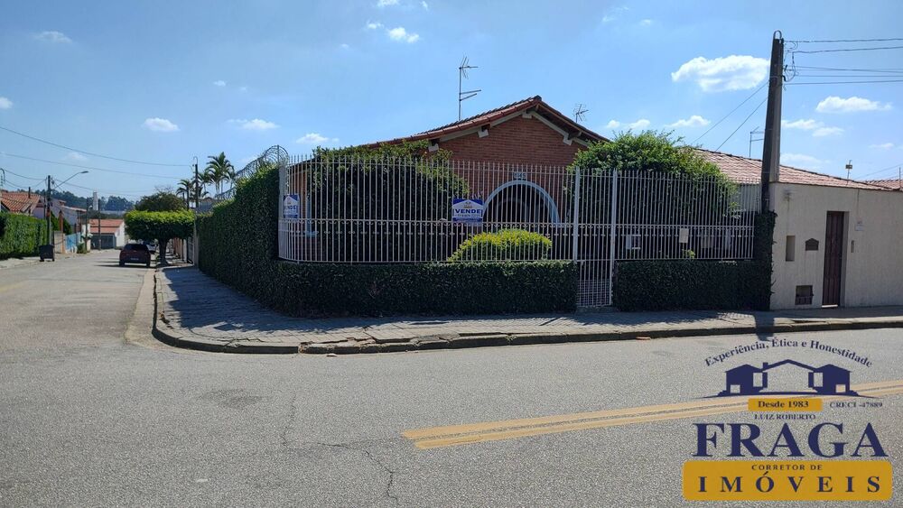 Casa à venda com 3 quartos, 170m² - Foto 3