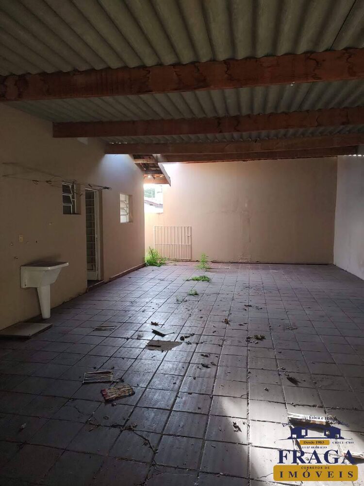 Casa, 3 quartos, 200 m² - Foto 1