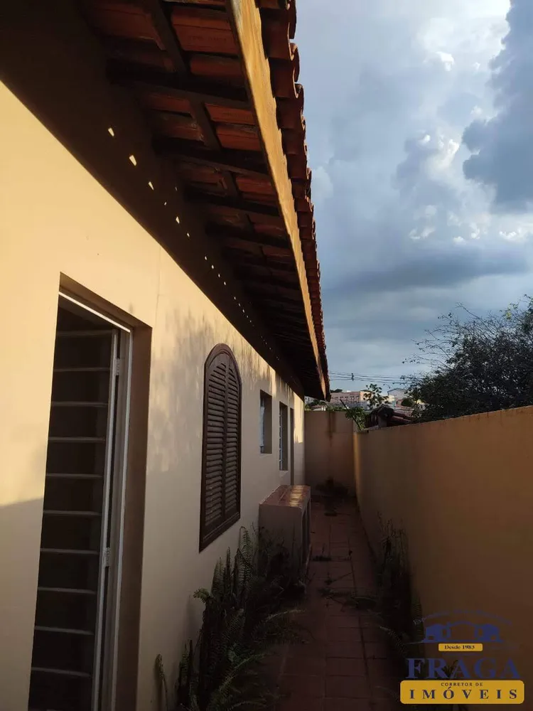 Casa, 3 quartos, 200 m² - Foto 13