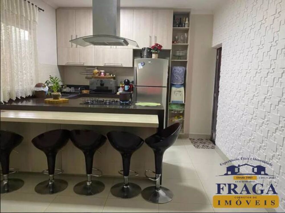 Casa, 3 quartos, 133 m² - Foto 3
