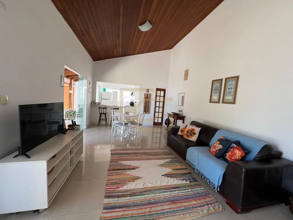 Casa, 2 quartos, 180 m² - Foto 1
