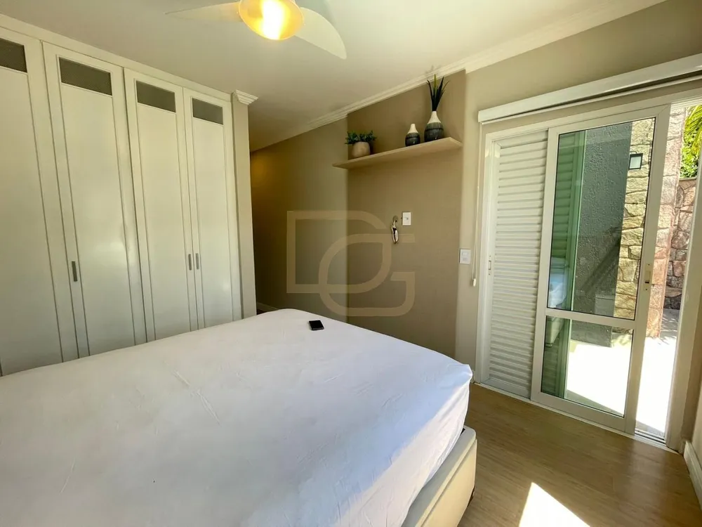 Casa, 5 quartos, 354 m² - Foto 1