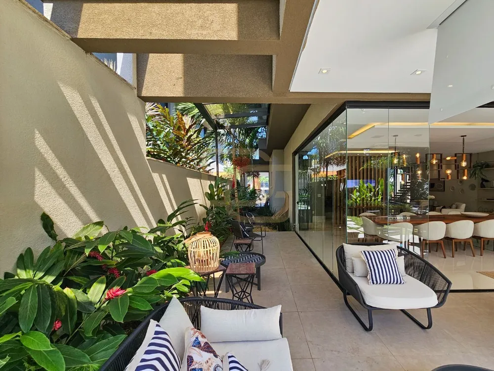 Casa, 7 quartos, 601 m² - Foto 1