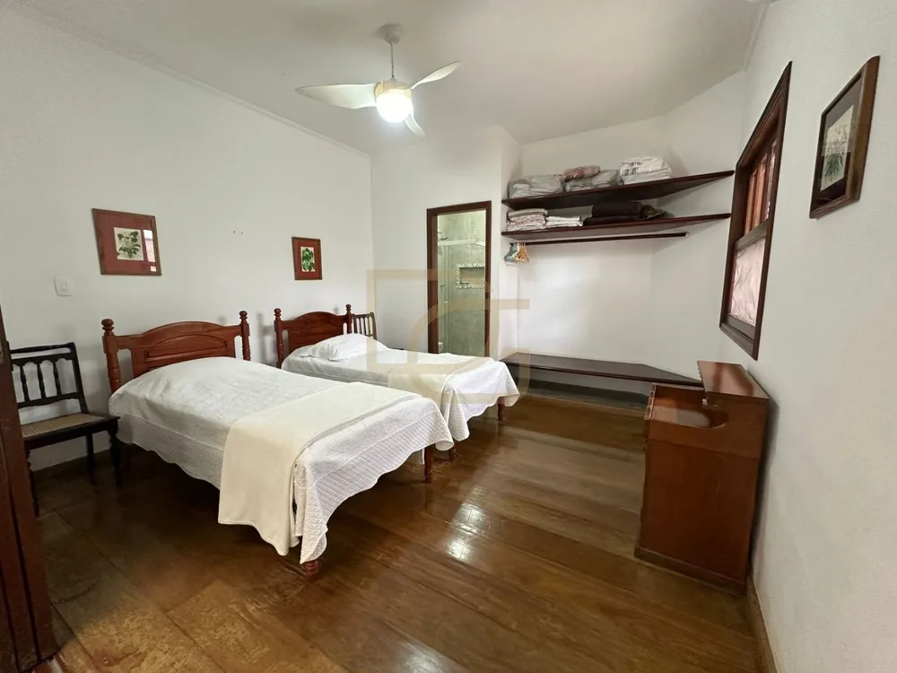 Casa, 3 quartos, 240 m² - Foto 14