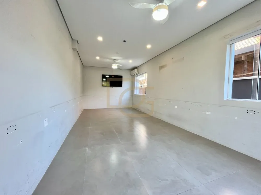 Casa, 3 quartos, 299 m² - Foto 4