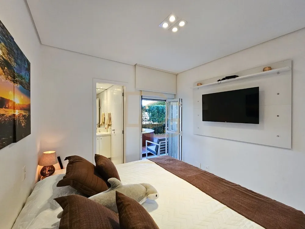 Apartamento, 3 quartos, 168 m² - Foto 2