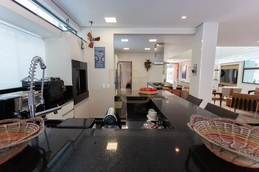 Casa, 6 quartos, 450 m² - Foto 2