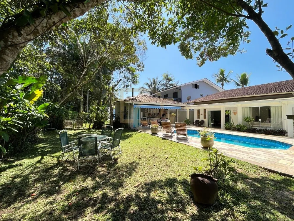 Casa, 4 quartos, 295 m² - Foto 1