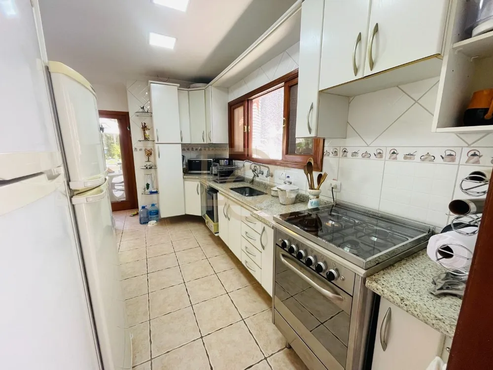 Casa, 3 quartos, 300 m² - Foto 4