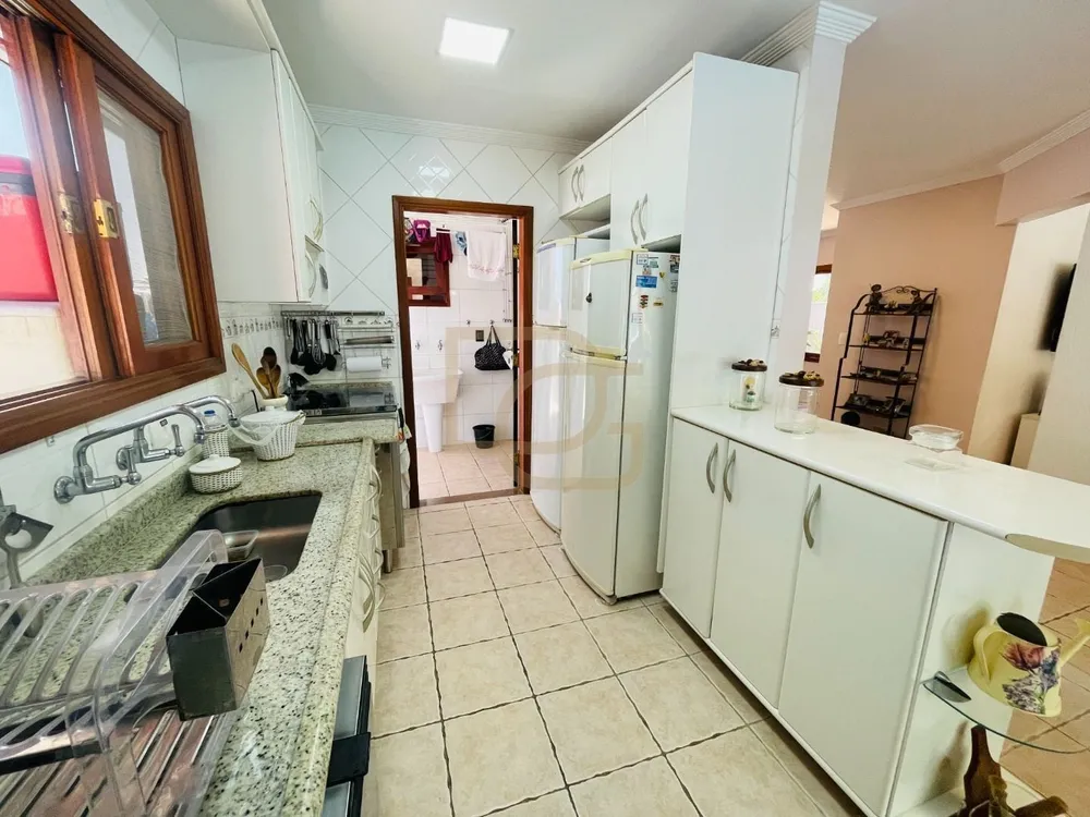 Casa, 3 quartos, 300 m² - Foto 3