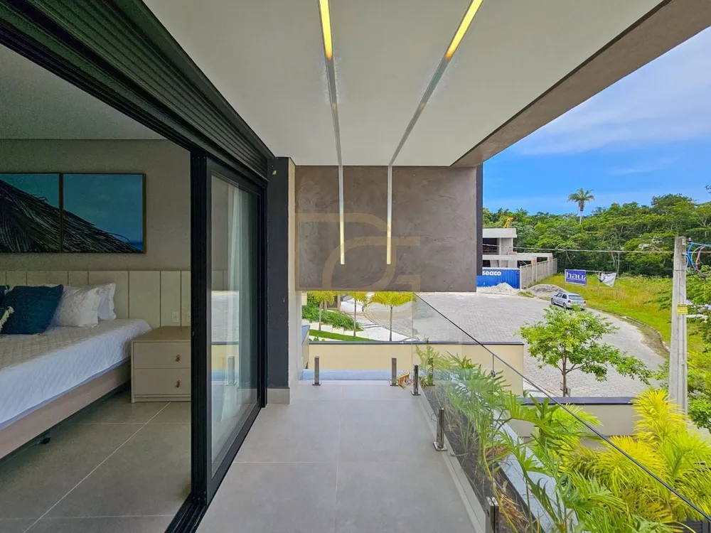 Casa, 5 quartos, 331 m² - Foto 2