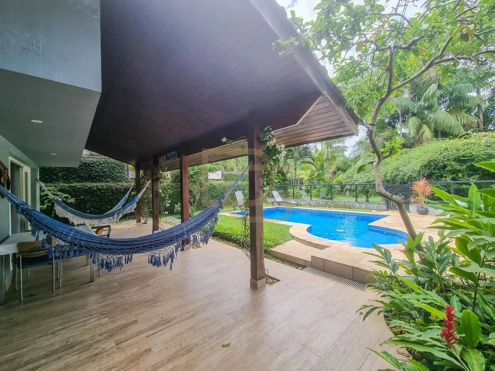 Casa, 6 quartos, 354 m² - Foto 1