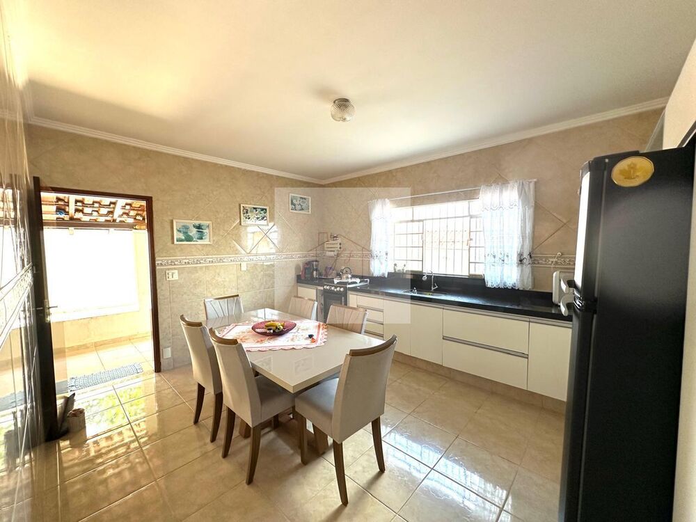 Casa, 3 quartos - Foto 1