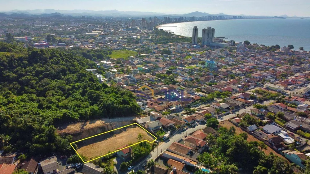 Terreno, 2138 m² - Foto 2