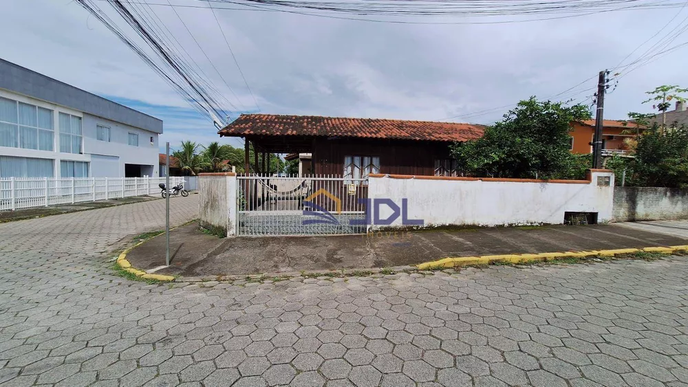 Casa, 2 quartos, 99 m² - Foto 1
