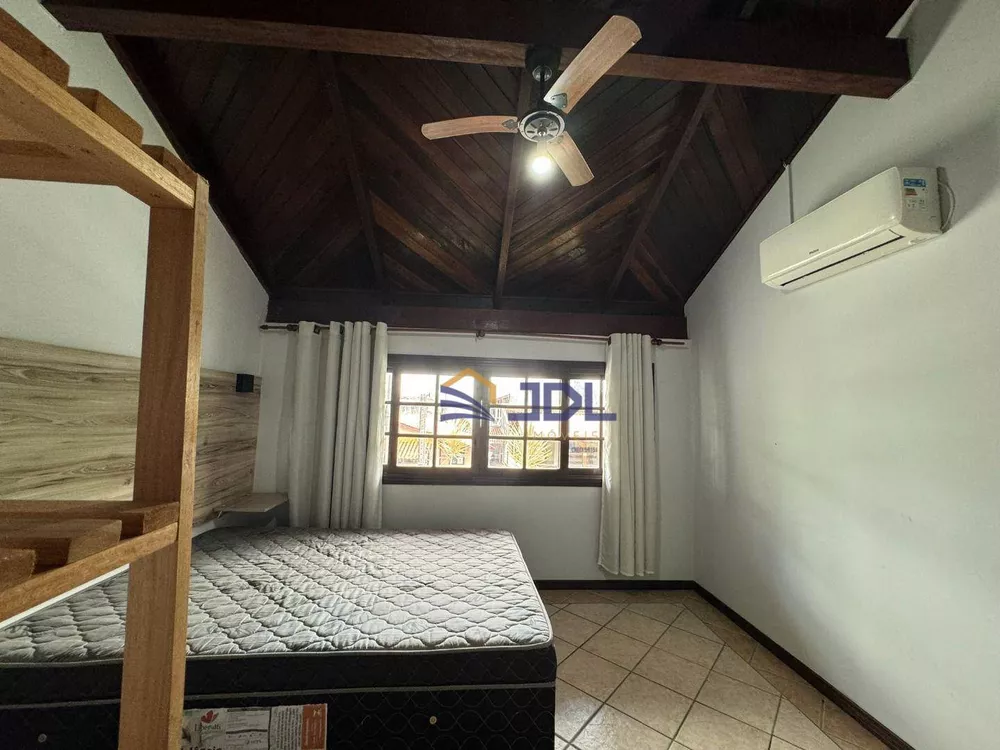 Casa, 5 quartos, 230 m² - Foto 3