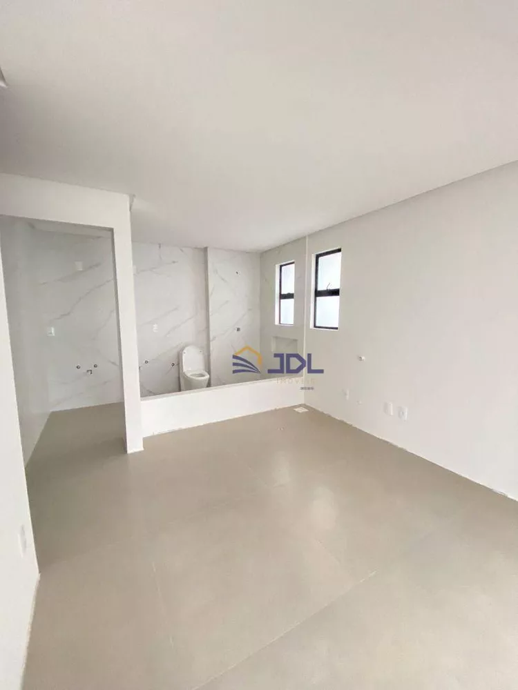Apartamento, 3 quartos, 134 m² - Foto 3