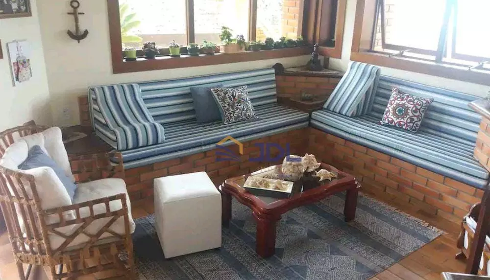 Casa, 4 quartos, 214 m² - Foto 3