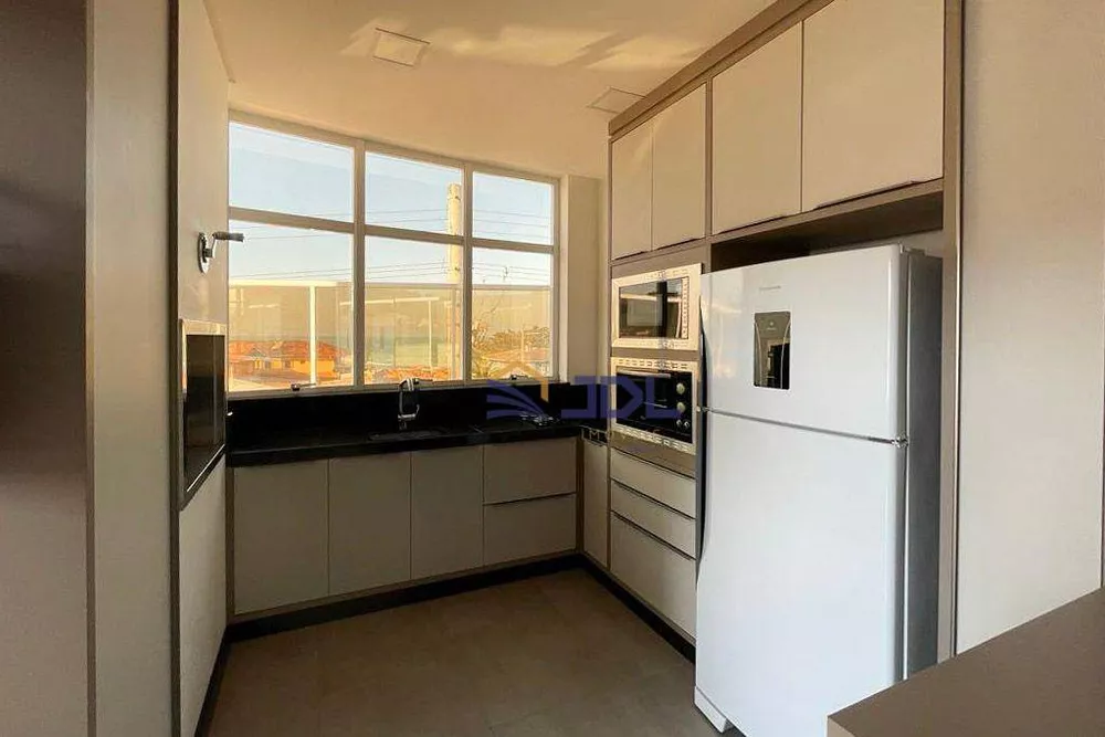 Apartamento, 3 quartos, 227 m² - Foto 3