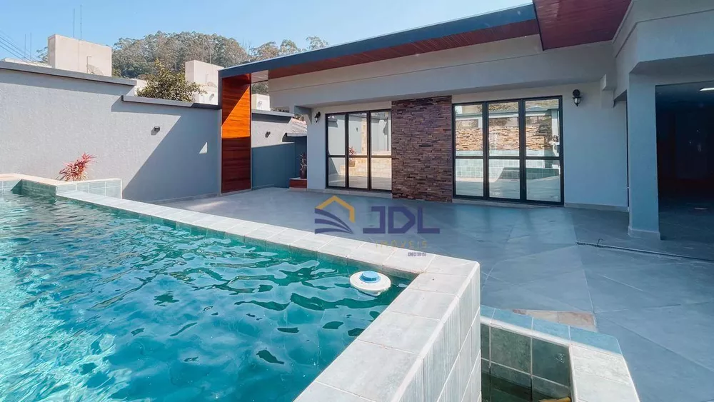 Casa, 4 quartos, 269 m² - Foto 1