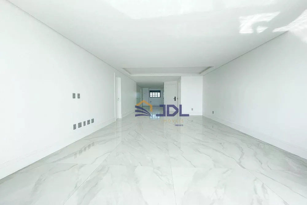Apartamento, 4 quartos, 230 m² - Foto 3