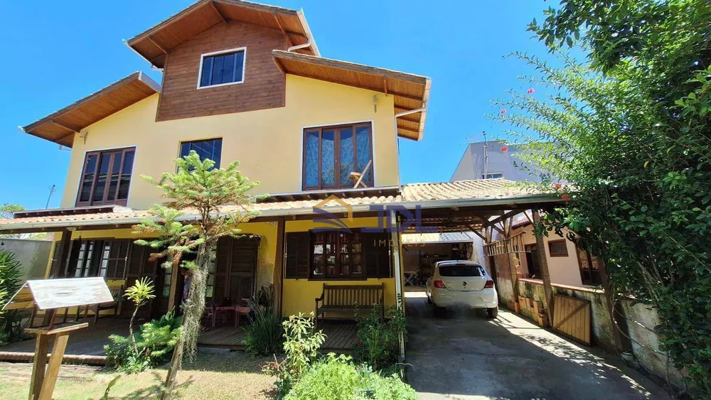 Casa, 4 quartos, 150 m² - Foto 1