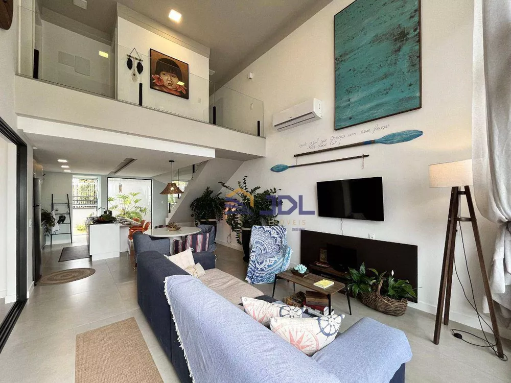 Casa, 3 quartos, 165 m² - Foto 1