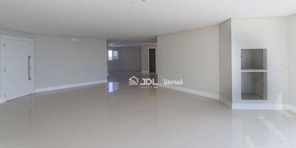 Apartamento à venda com 3 quartos, 172m² - Foto 8