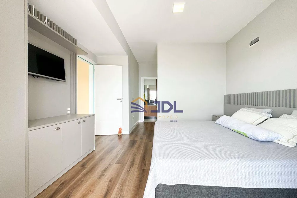 Casa, 6 quartos, 470 m² - Foto 3