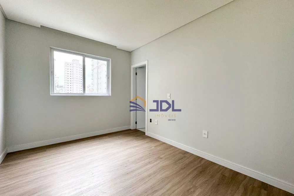 Apartamento, 3 quartos, 127 m² - Foto 1