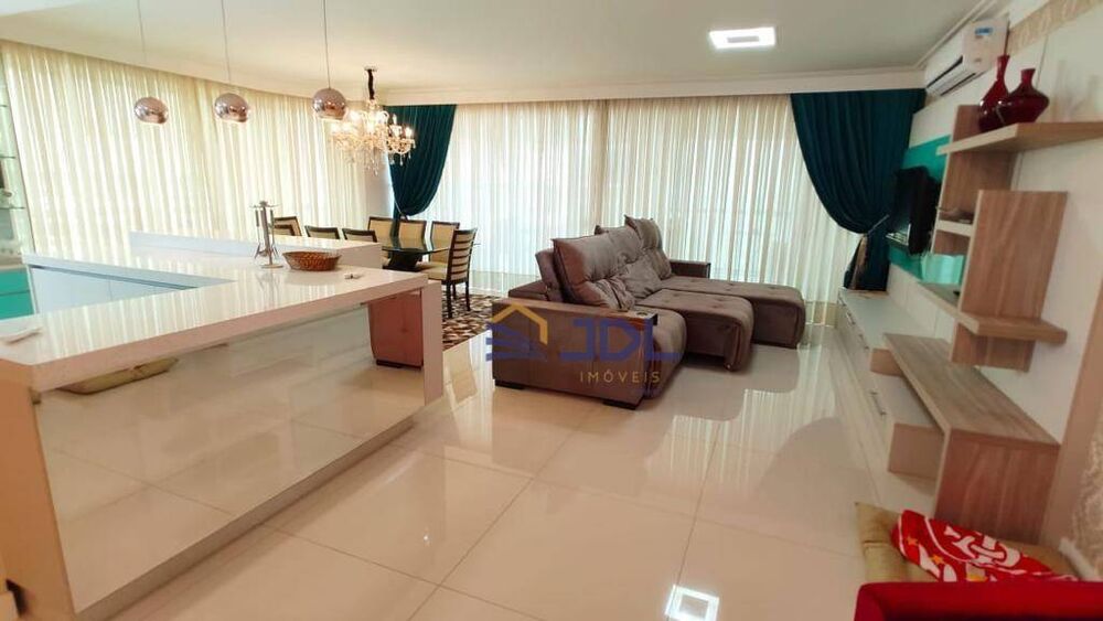 Apartamento à venda com 4 quartos, 202m² - Foto 5