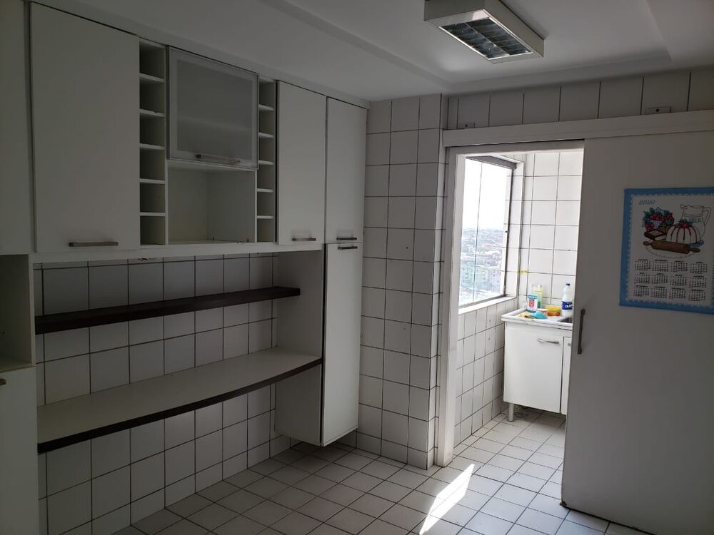 Apartamento à venda com 3 quartos, 115m² - Foto 5