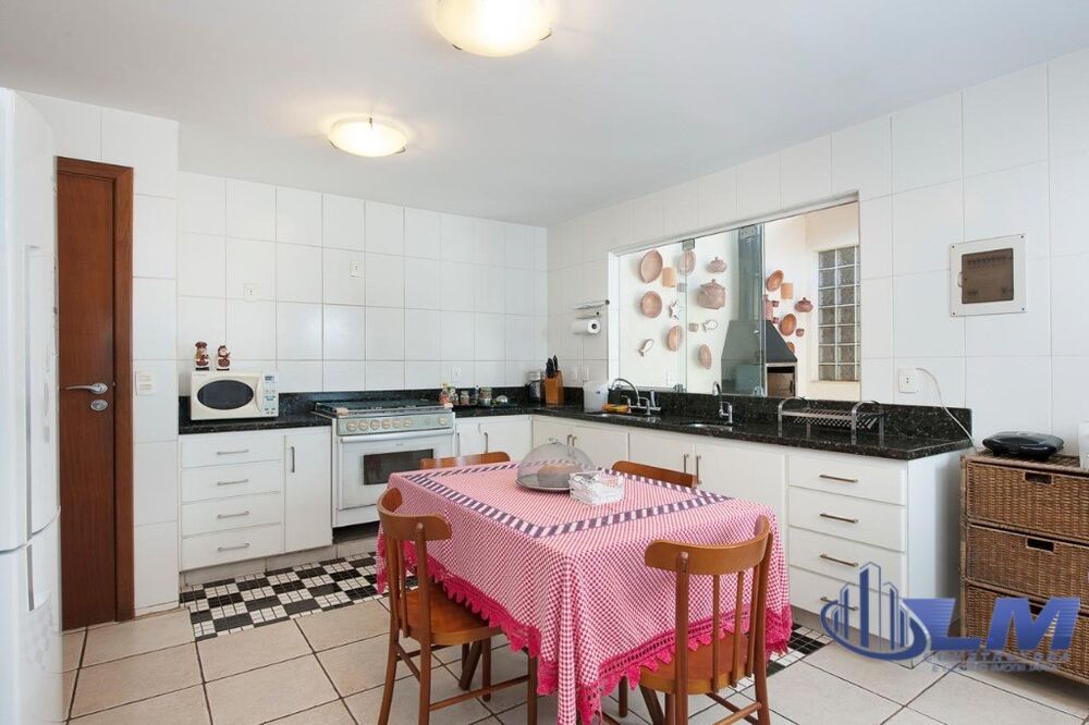 Casa, 4 quartos, 350 m² - Foto 4