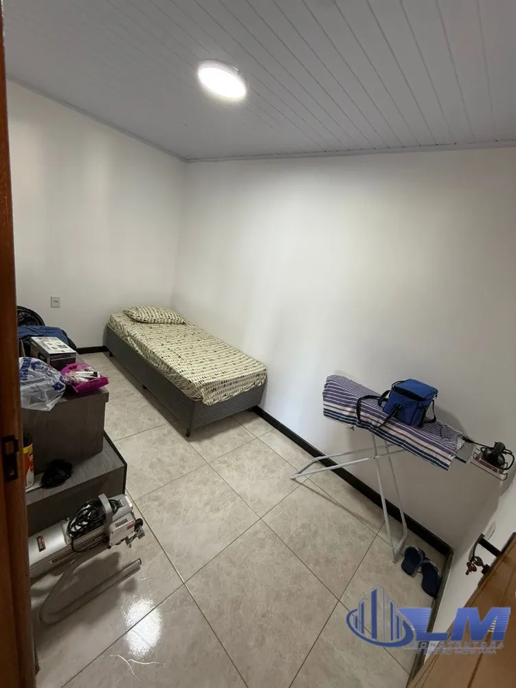 Casa, 6 quartos, 250 m² - Foto 3