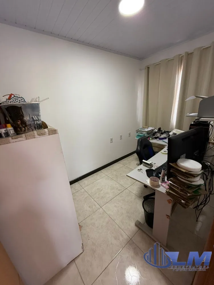 Casa, 6 quartos, 250 m² - Foto 2