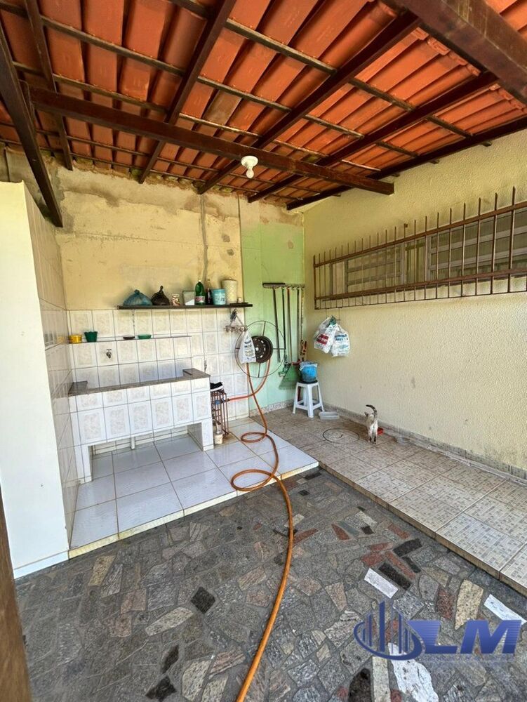 Casa à venda com 4 quartos, 260m² - Foto 13