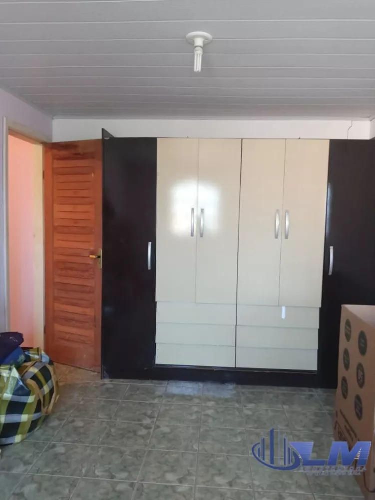 Casa à venda com 3 quartos, 35m² - Foto 8