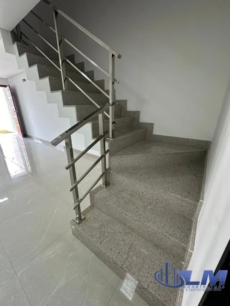 Casa, 3 quartos, 108 m² - Foto 2