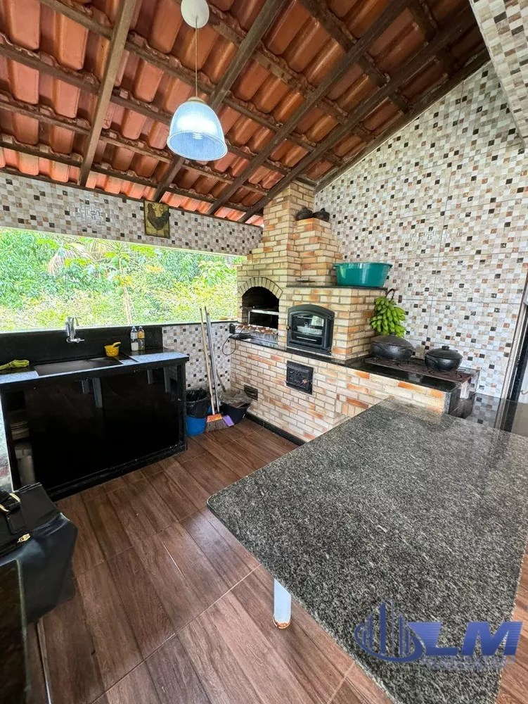 Chácara à venda com 3 quartos, 360m² - Foto 8